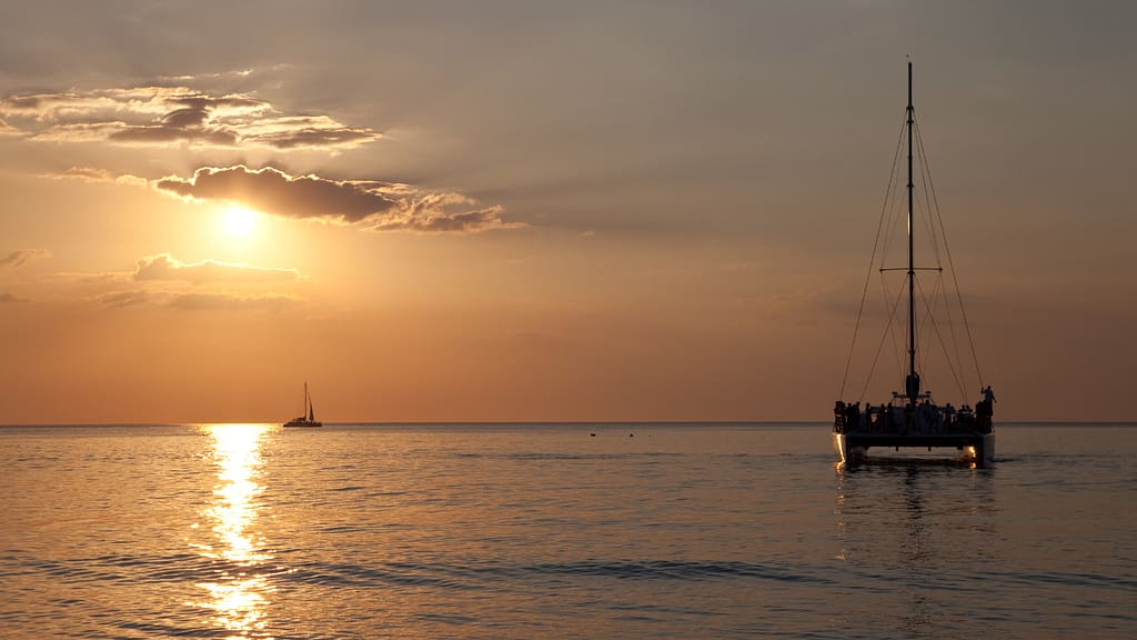 ViaggiAtelier-Catamaran-Sunset-Cruise